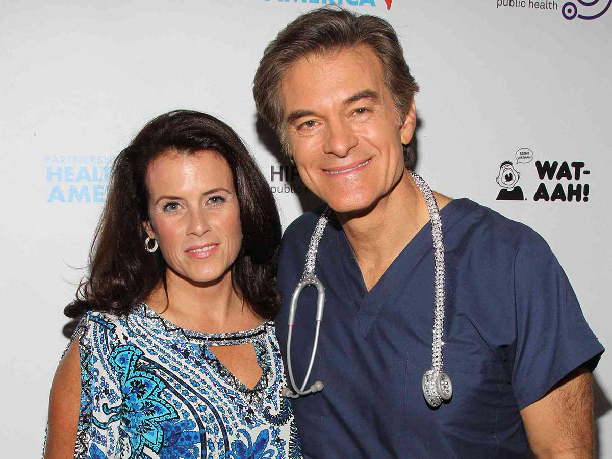 You are currently viewing Who is Mehmet Oz Wife? How Many Children Do They Share?