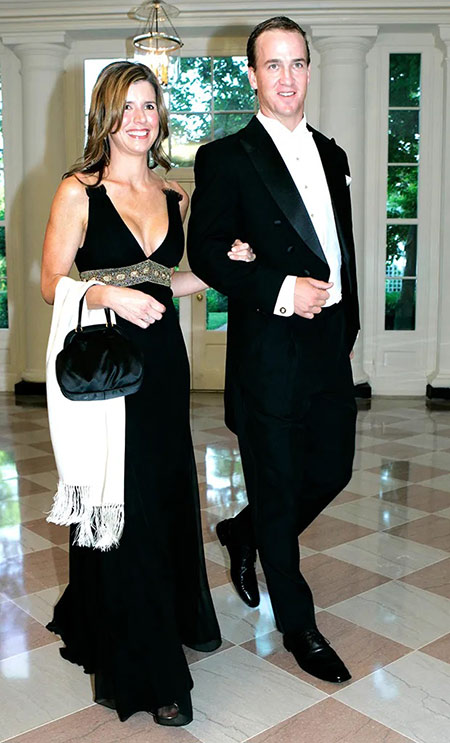Ashley Manning with her husband Peyton Manning