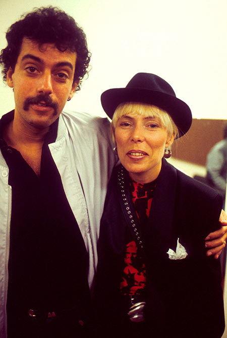 Joni and her second husband Larry Klein
