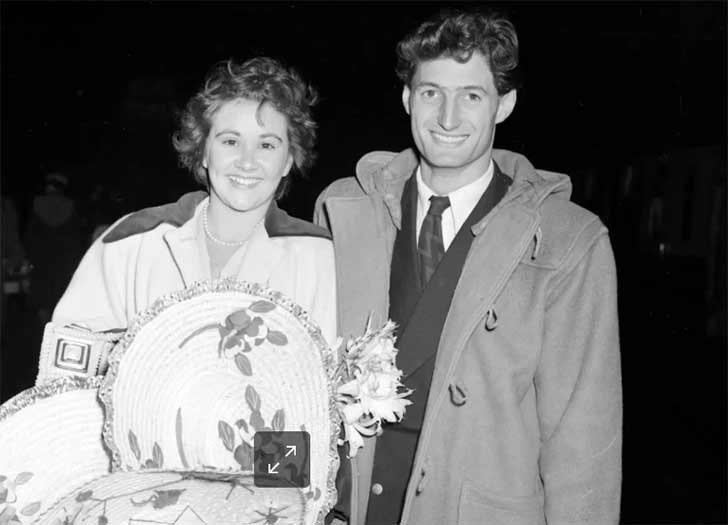 You are currently viewing Who Was Joan Plowright’s First Husband Roger Gage?