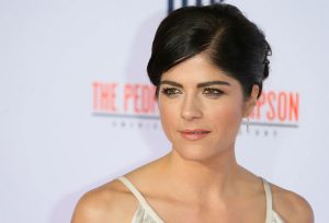 Read more about the article Who Is Selma Blair’s Husband? Her Love Life and Marriage